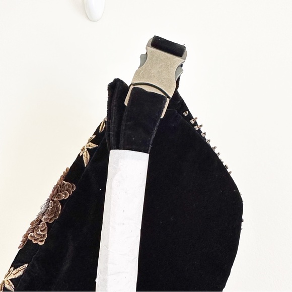 Free People Wren Midnight Velvet Sling bag - Picture 7 of 8